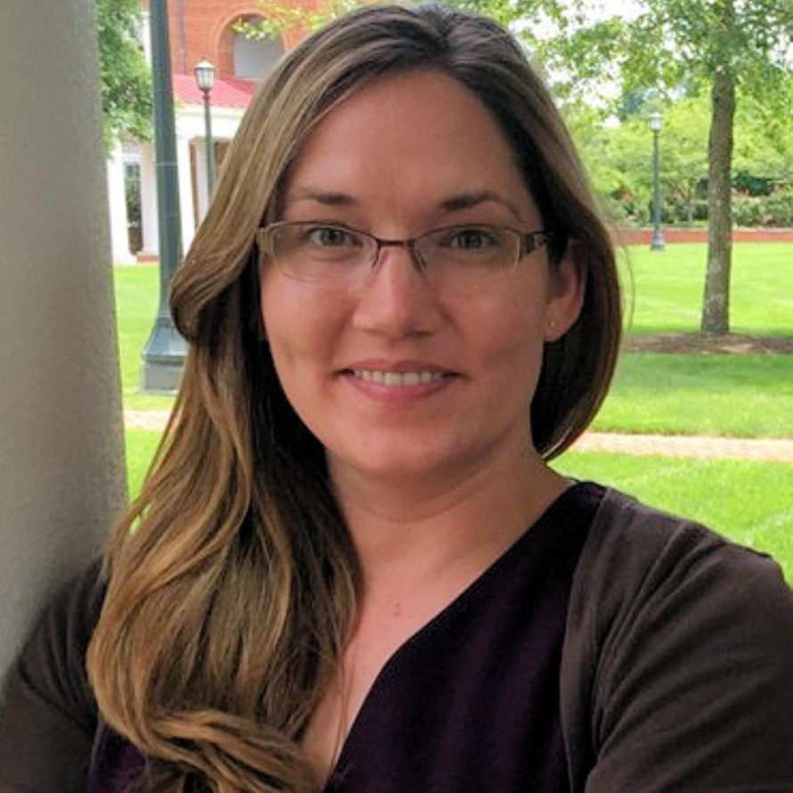 Kristen Ferrufino headshot image